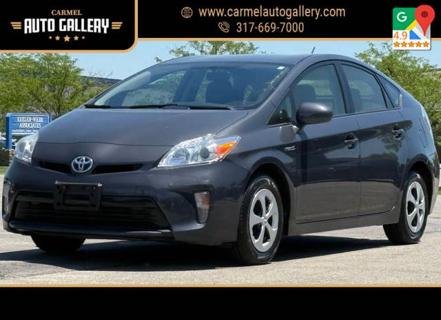 2015 Toyota Prius Three FWD photo