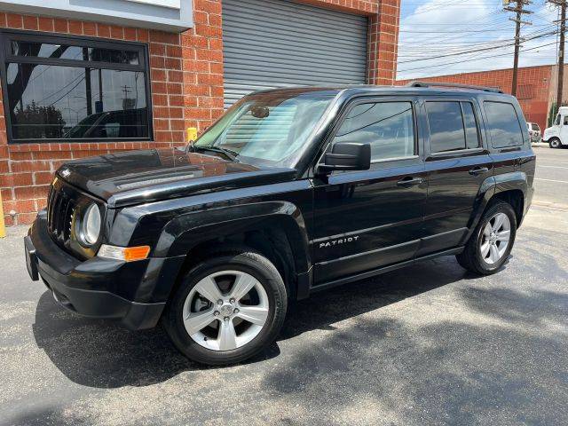 2016 Jeep Patriot Latitude FWD photo