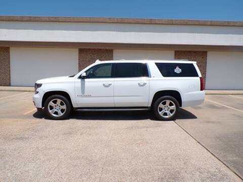 2016 Chevrolet Suburban LT RWD photo