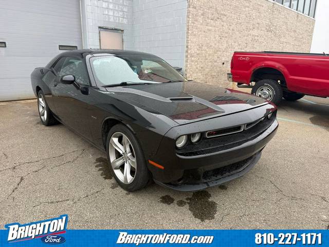 2015 Dodge Challenger R/T RWD photo