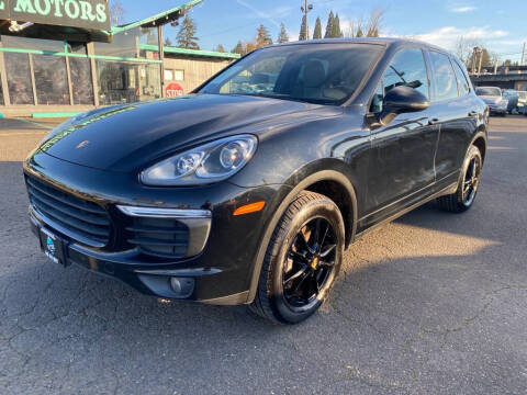 2016 Porsche Cayenne  AWD photo