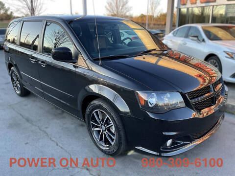 2016 Dodge Grand Caravan SXT Plus FWD photo