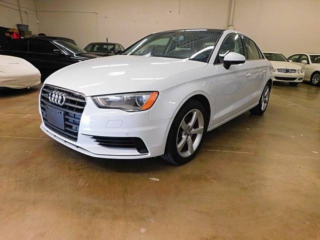 2016 Audi A3 2.0T Premium AWD photo