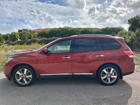 2015 Nissan Pathfinder Platinum FWD photo