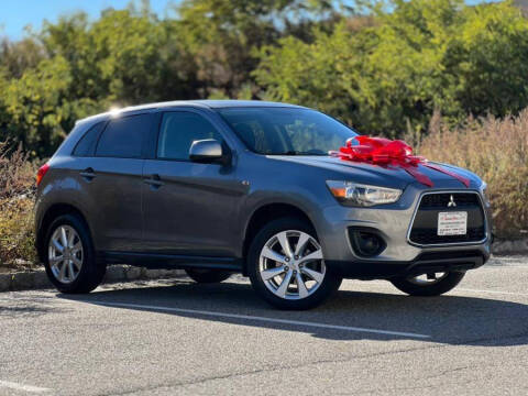 2015 Mitsubishi Outlander Sport 2.4 ES 4WD photo