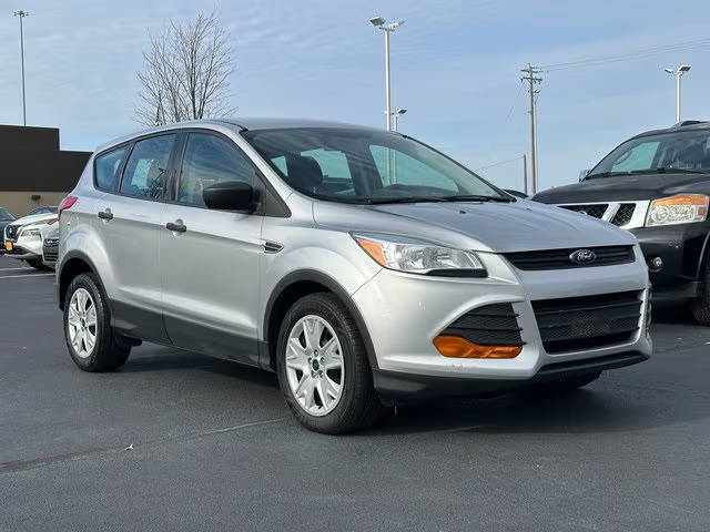 2016 Ford Escape S FWD photo