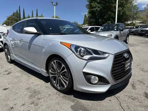 2016 Hyundai Veloster Turbo FWD photo