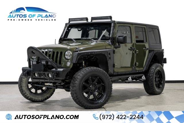2015 Jeep Wrangler Unlimited Sahara 4WD photo