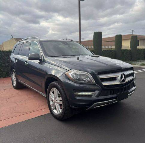 2016 Mercedes-Benz GL-Class GL 450 AWD photo