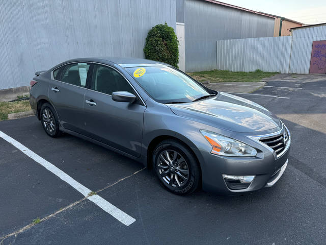 2015 Nissan Altima 2.5 S FWD photo