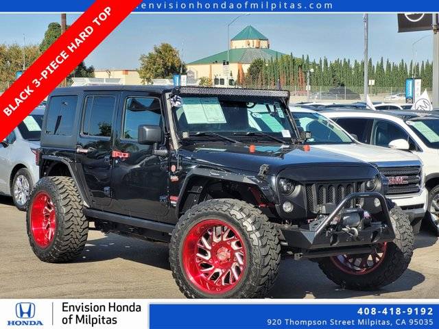 2015 Jeep Wrangler Unlimited Rubicon 4WD photo