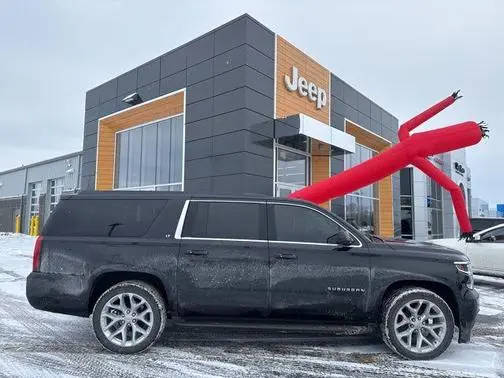 2016 Chevrolet Suburban LT 4WD photo