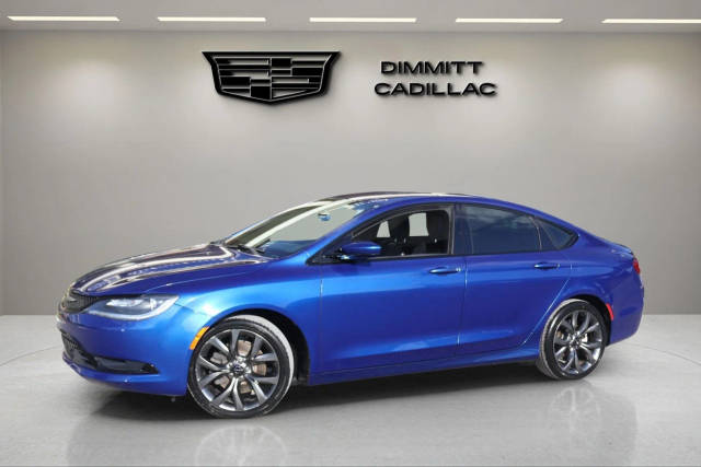 2016 Chrysler 200 S FWD photo