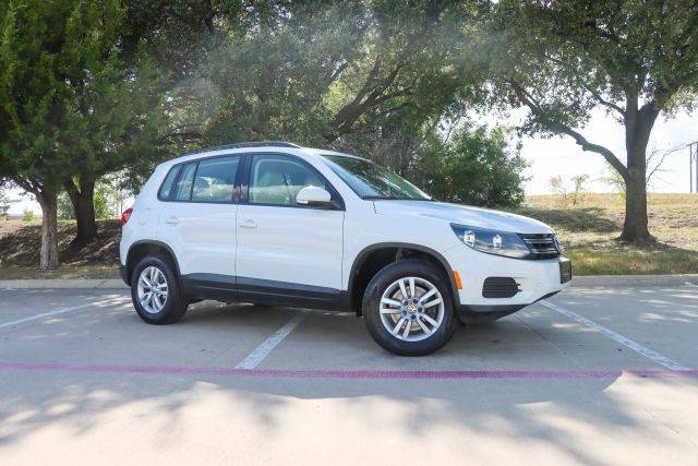 2016 Volkswagen Tiguan S FWD photo