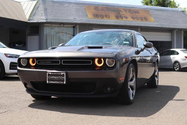 2015 Dodge Challenger SXT Plus RWD photo