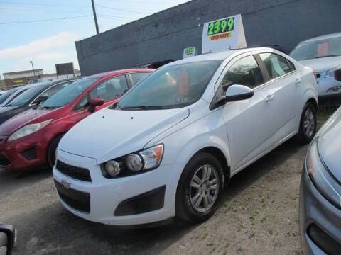 2016 Chevrolet Sonic LT FWD photo
