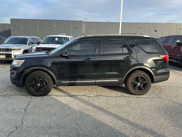 2016 Ford Explorer XLT 4WD photo