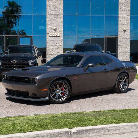 2015 Dodge Challenger SRT 392 RWD photo