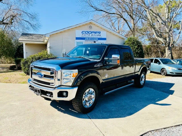 2015 Ford F-250 Super Duty Lariat 4WD photo