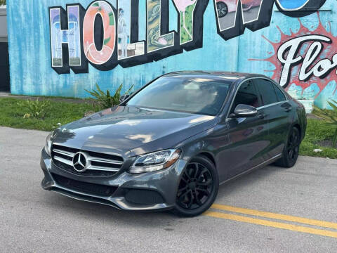 2015 Mercedes-Benz C-Class C 300 RWD photo