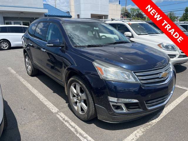 2016 Chevrolet Traverse LT FWD photo