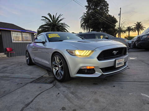 2016 Ford Mustang GT Premium RWD photo