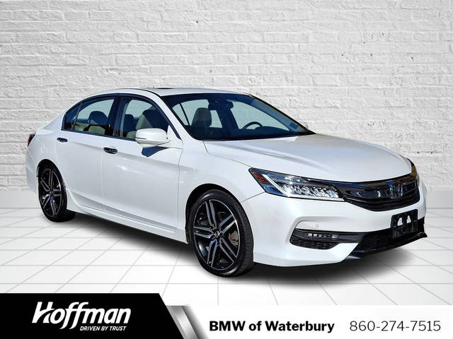 2016 Honda Accord Touring FWD photo