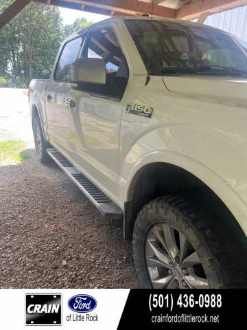 2015 Ford F-150 LARIAT 4WD photo