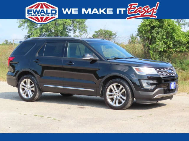 2016 Ford Explorer XLT 4WD photo