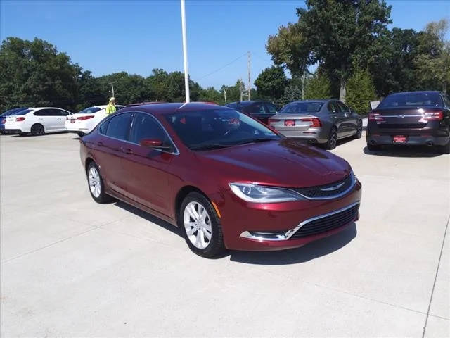 2015 Chrysler 200 Limited FWD photo