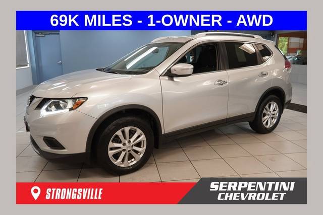 2015 Nissan Rogue SV AWD photo