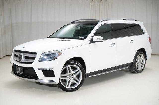 2016 Mercedes-Benz GL-Class GL 550 AWD photo