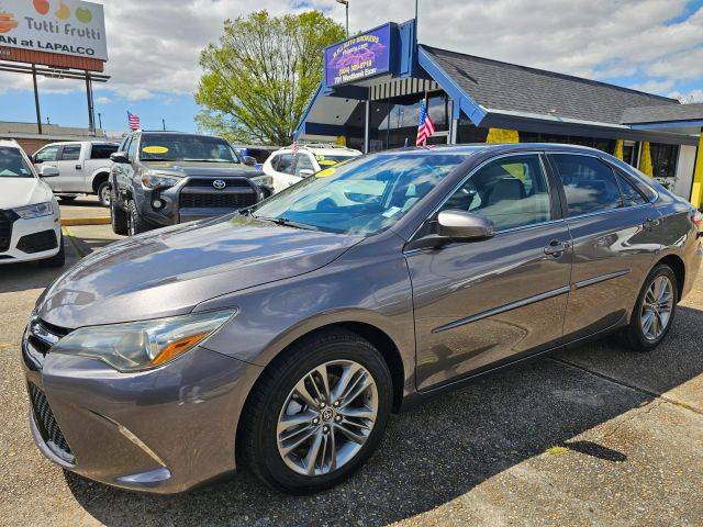 2016 Toyota Camry SE FWD photo