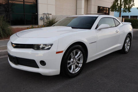 2015 Chevrolet Camaro LT RWD photo