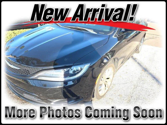 2015 Chrysler 200 S FWD photo