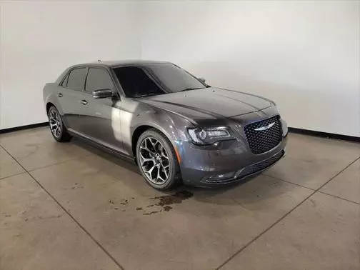 2015 Chrysler 300 300S RWD photo