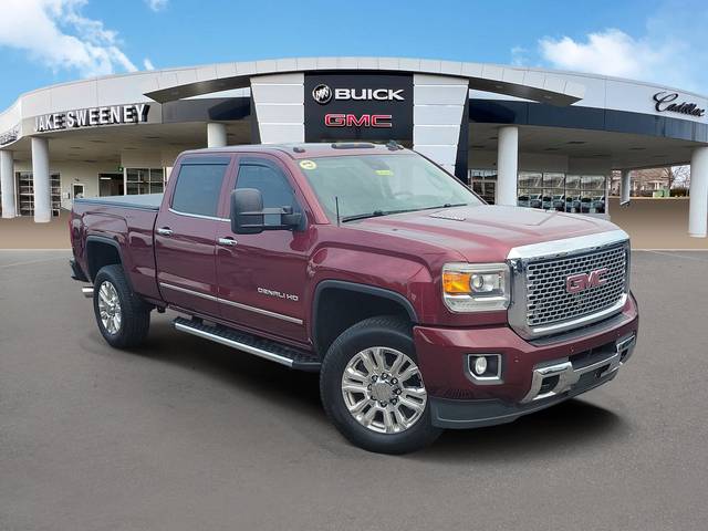 2015 GMC Sierra 2500HD Denali 4WD photo