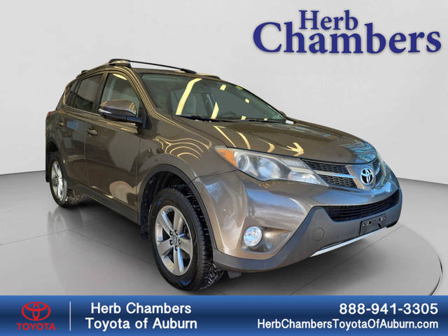 2015 Toyota RAV4 XLE AWD photo
