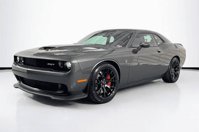 2015 Dodge Challenger SRT Hellcat RWD photo