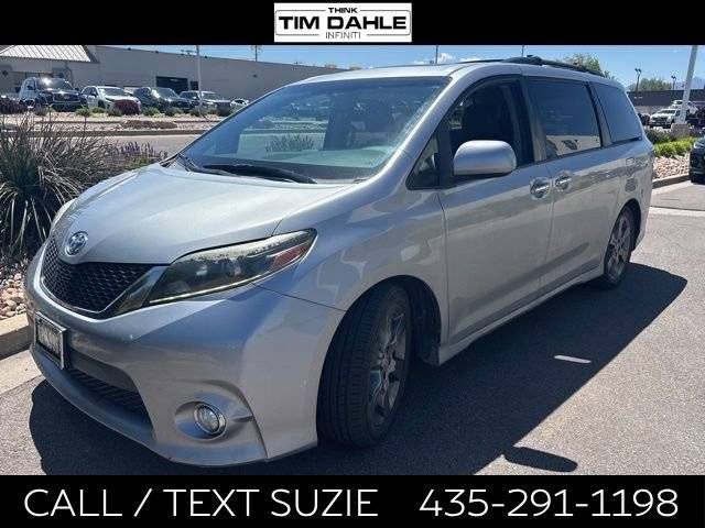 2015 Toyota Sienna SE FWD photo
