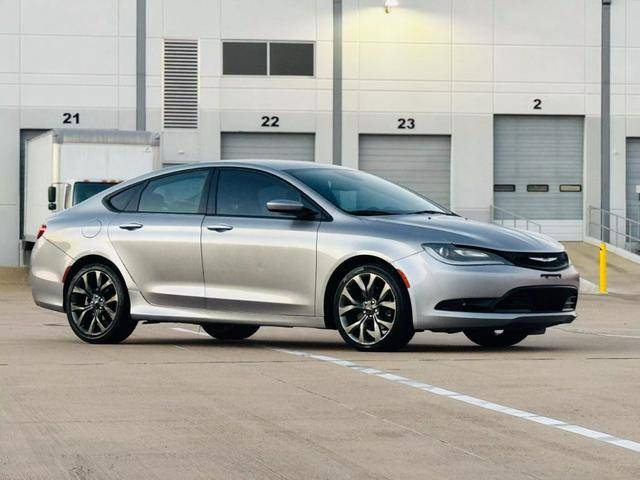 2015 Chrysler 200 S FWD photo