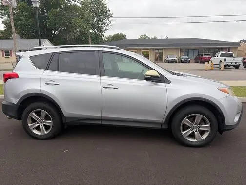 2015 Toyota RAV4 XLE AWD photo