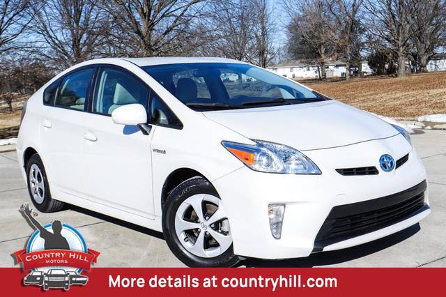 2015 Toyota Prius Two FWD photo