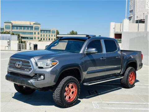 2016 Toyota Tacoma TRD Off Road RWD photo