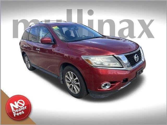 2015 Nissan Pathfinder SV FWD photo