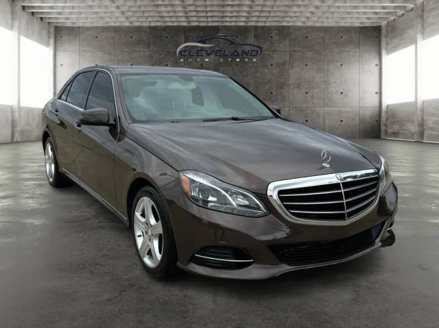 2016 Mercedes-Benz E-Class E 350 Luxury AWD photo