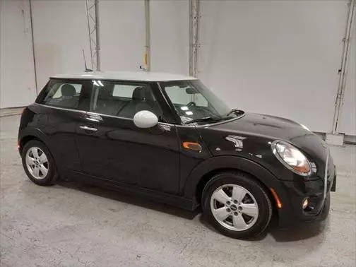 2015 MINI Hardtop 2 Door  FWD photo