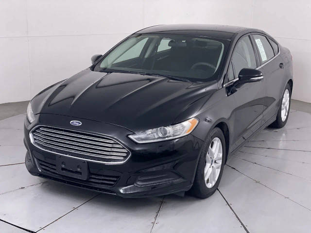 2016 Ford Fusion SE FWD photo