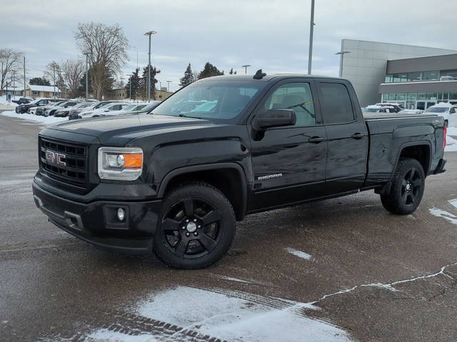 2015 GMC Sierra 1500 4WD photo