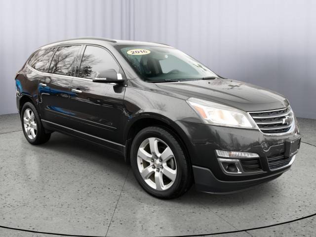 2016 Chevrolet Traverse LT AWD photo